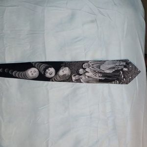 Three stooges tie